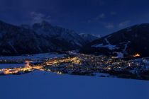 Das winterliche Lienz am Abend. • © TVB Osttirol, Armin Zloebl